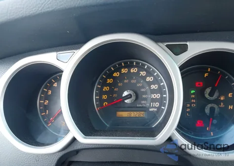 2004 Toyota 4Runner Limited V6 z USA, uszkodzony, nr VIN JTEZU17RX48013265